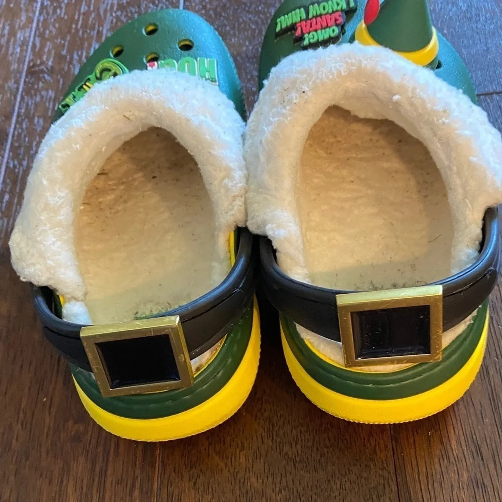 CROCS buddy the Elf Kids Slippers in Green with White Trim and Fun Design